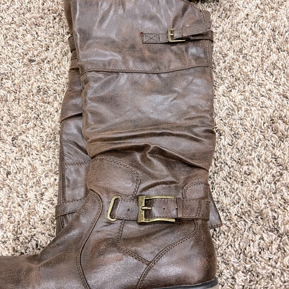 BARETRAPS boots - Picture 5 of 6